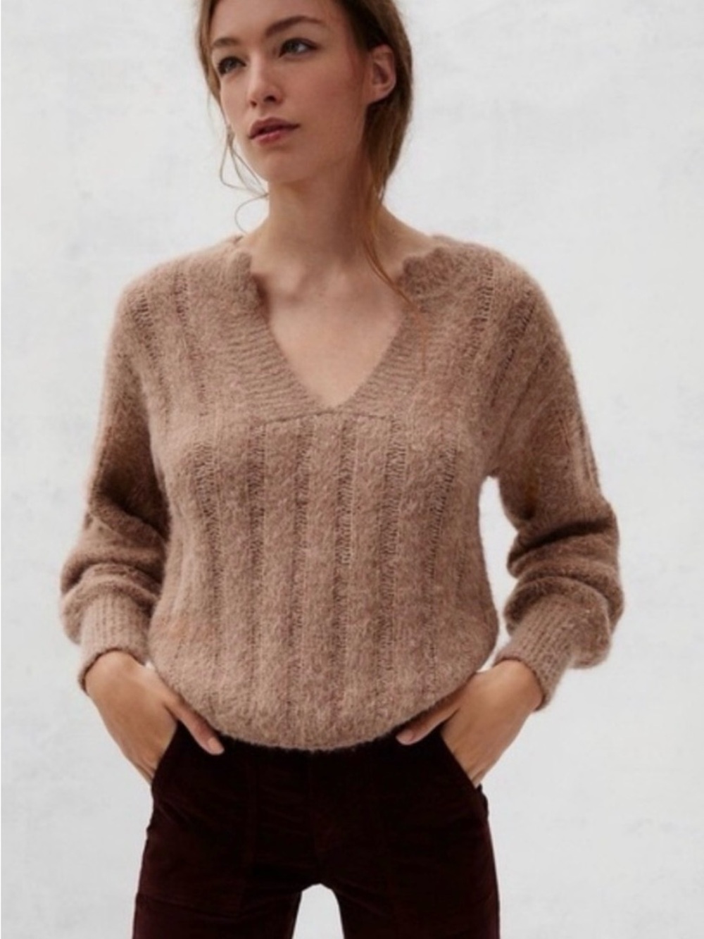 Anthropologie Pilcro Maggie V-neck Sweater Taupe Mocha Mouse Brown Pullover Soft